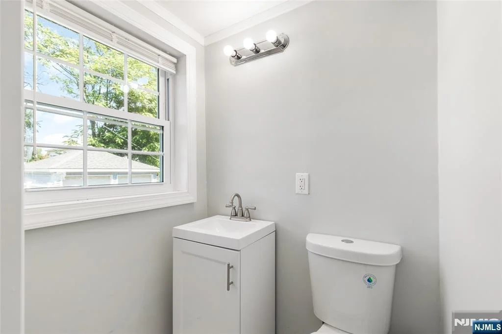 Photo of 40 Teaneck