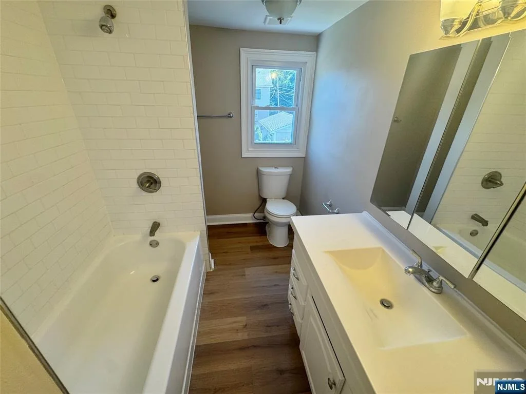 Photo of 192 6th