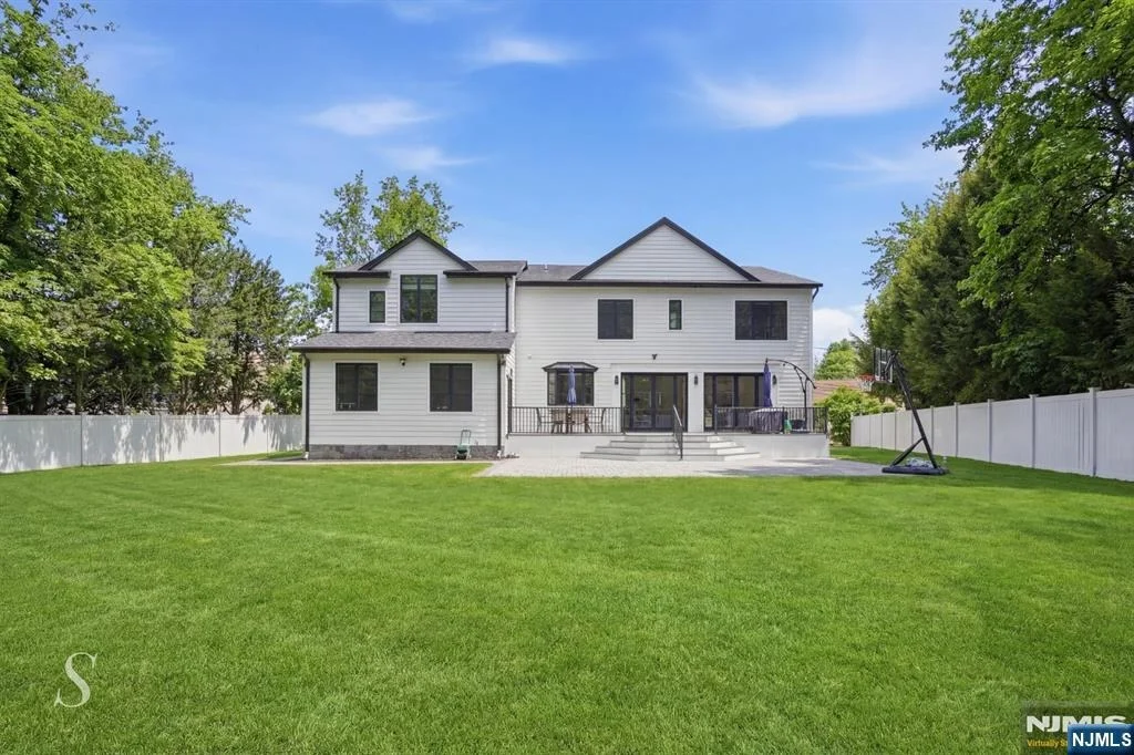 Photo of 116 Cedar