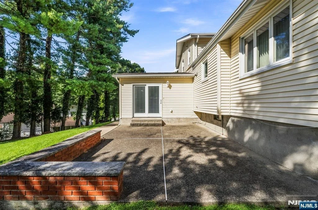 Photo of 33 Waling
