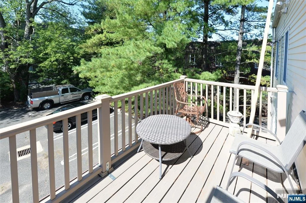 Photo of 24 Farview