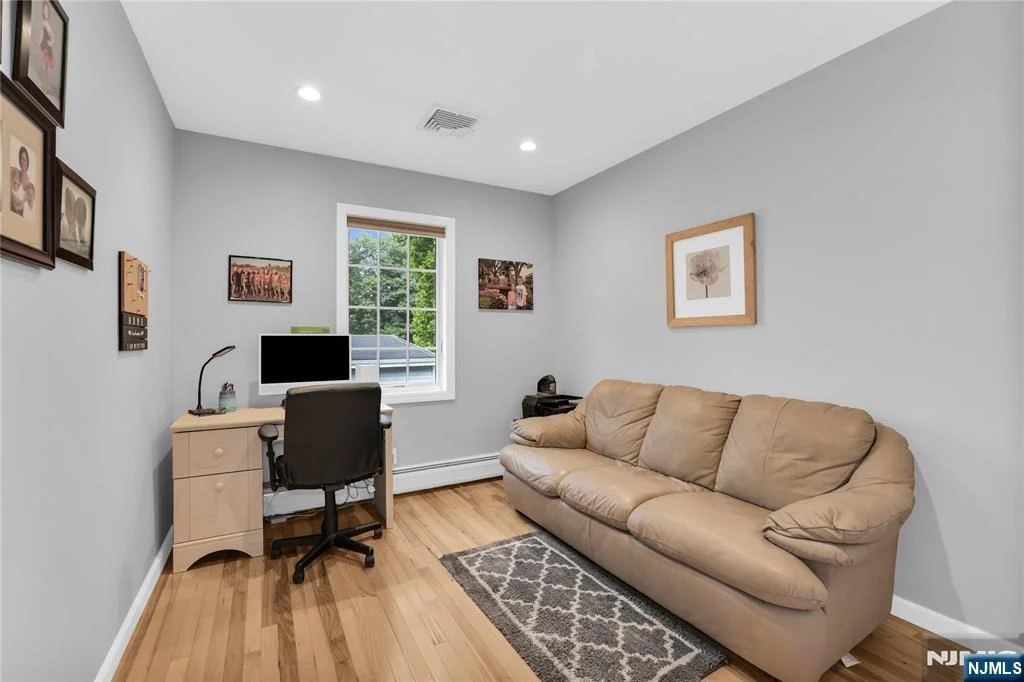 Photo of 14 Beverly