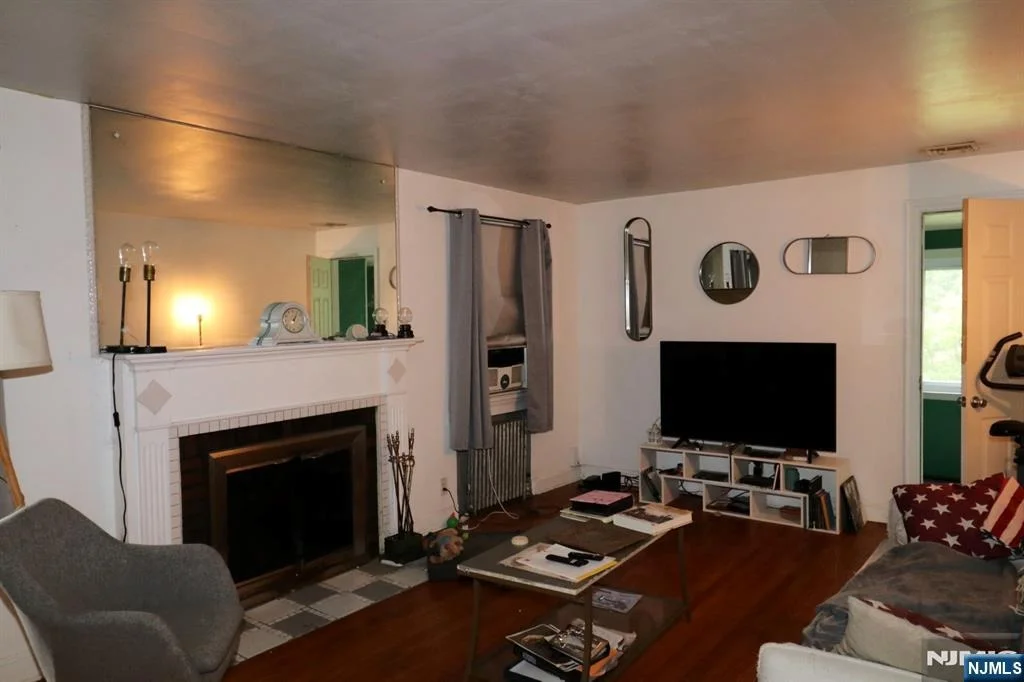 Photo of 236 Ross