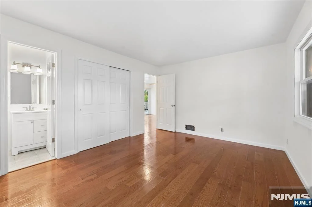 Photo of 707 Chadwick