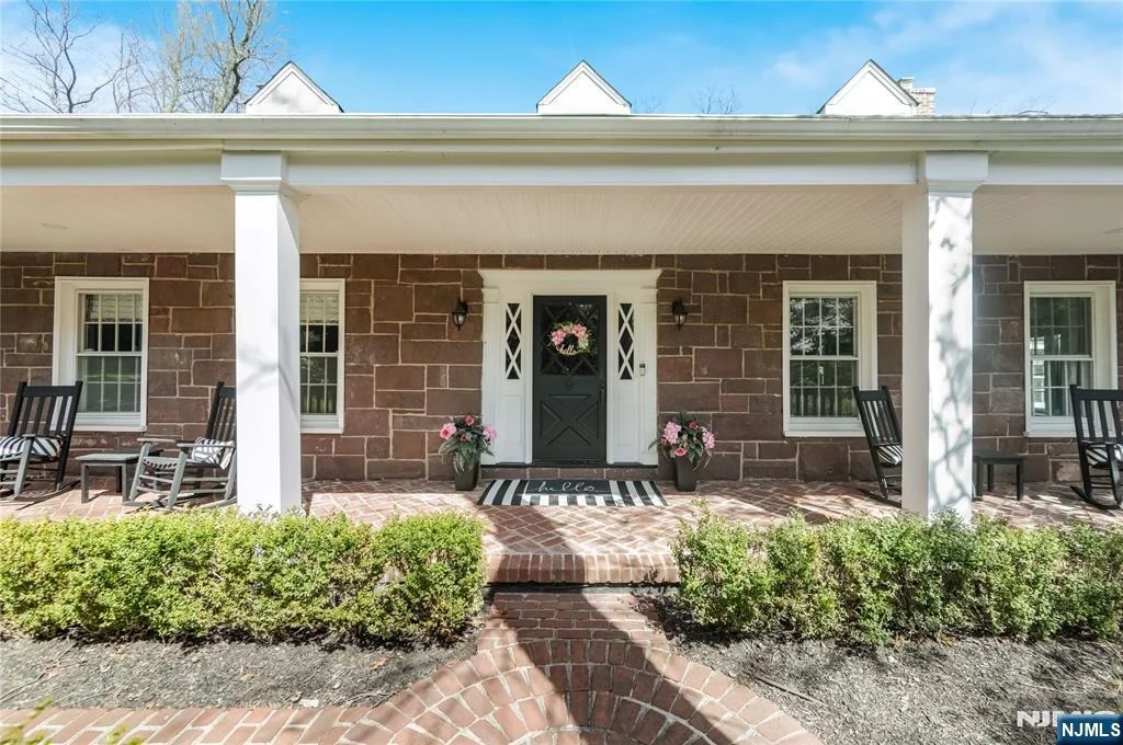 Photo of 202 Chestnut Ridge