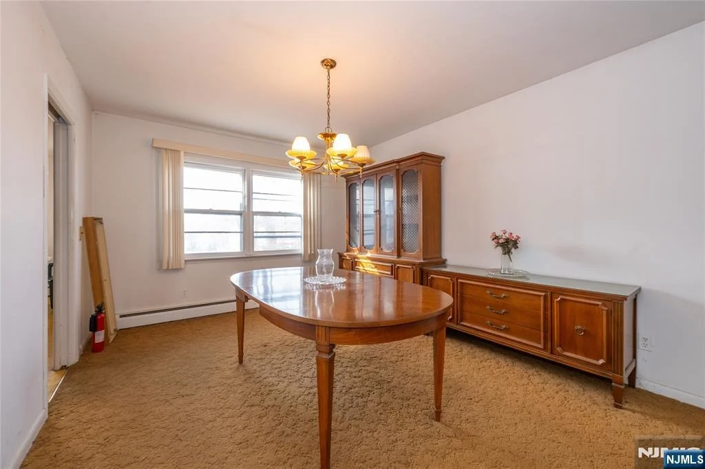 Photo of 409 W Anderson
