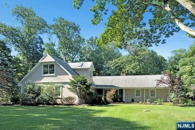Photo of 151 Donnybrook