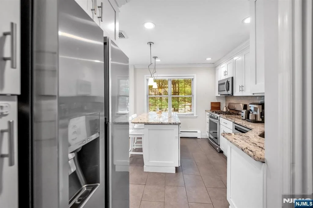 Photo of 364 Knickerbocker