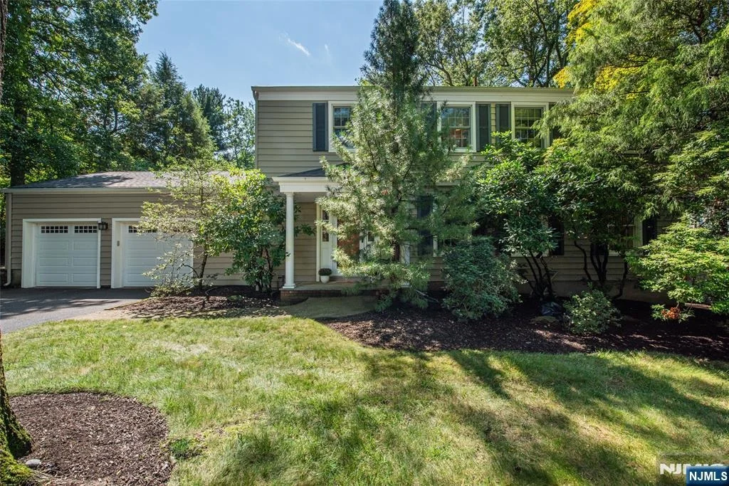 Photo of 2 Midvale