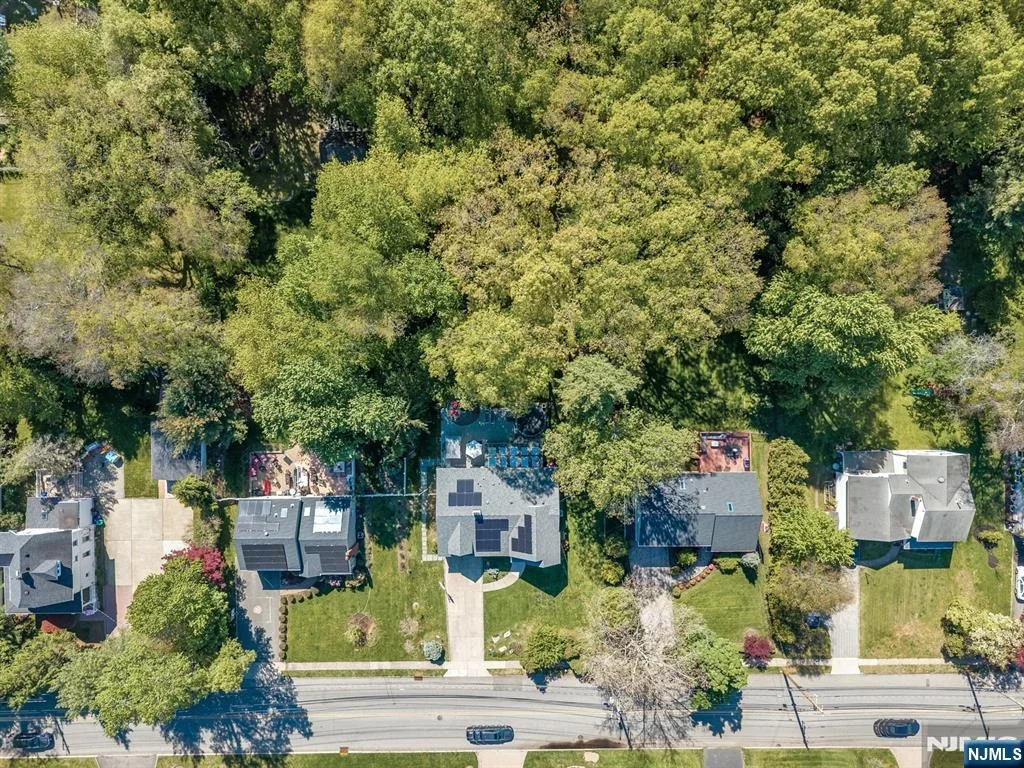 Photo of 433 Piermont