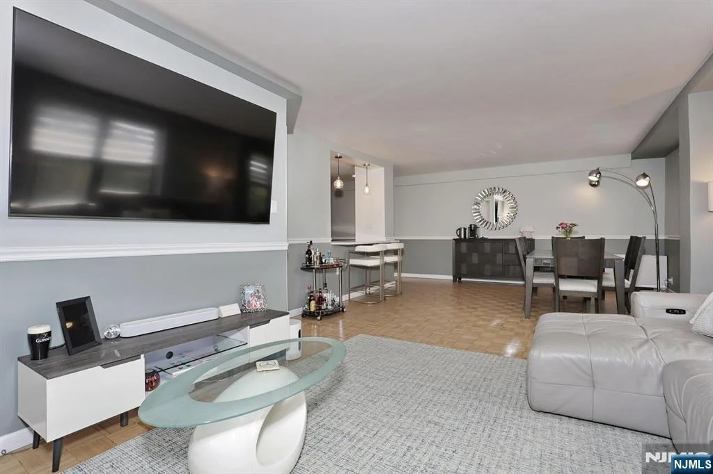 Photo of 301 Beech