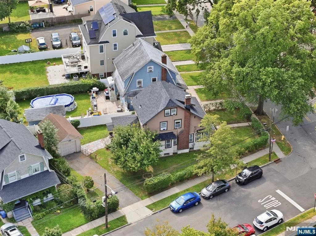 Photo of 83 Franklin
