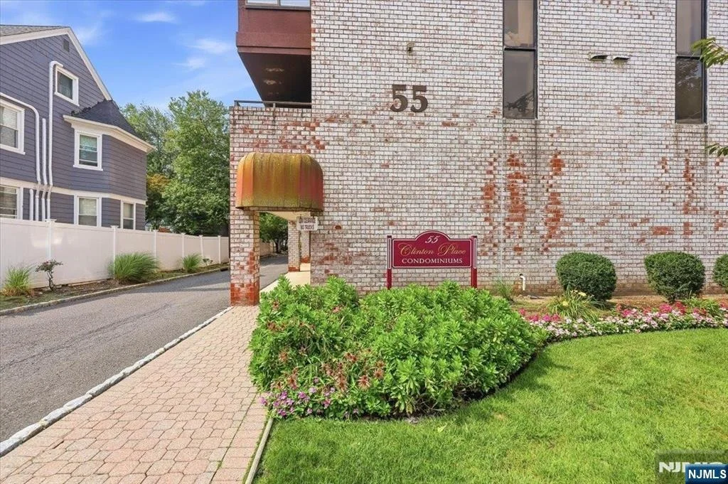 Photo of 55 Clinton