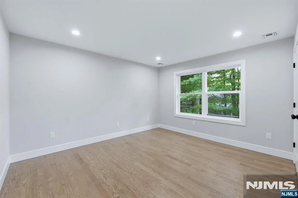 Photo of 37-39 Maple
