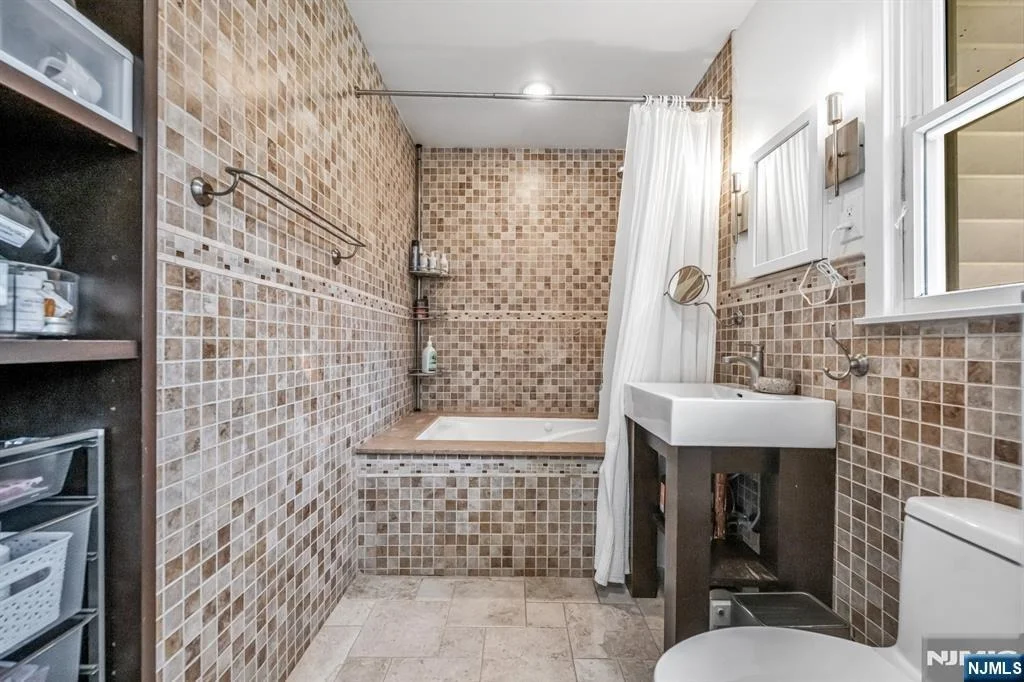 Photo of 408 Chelsea