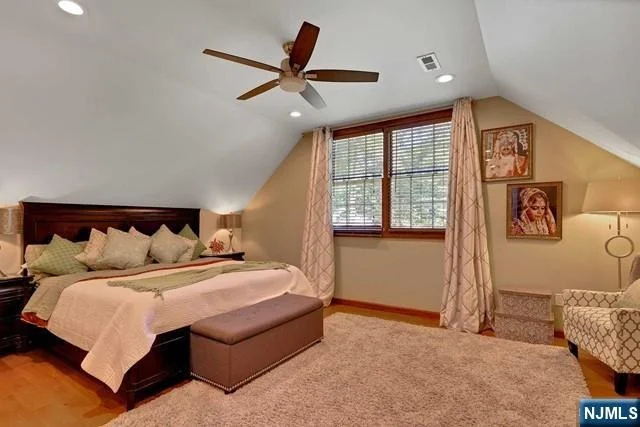 Photo of 151 Donnybrook