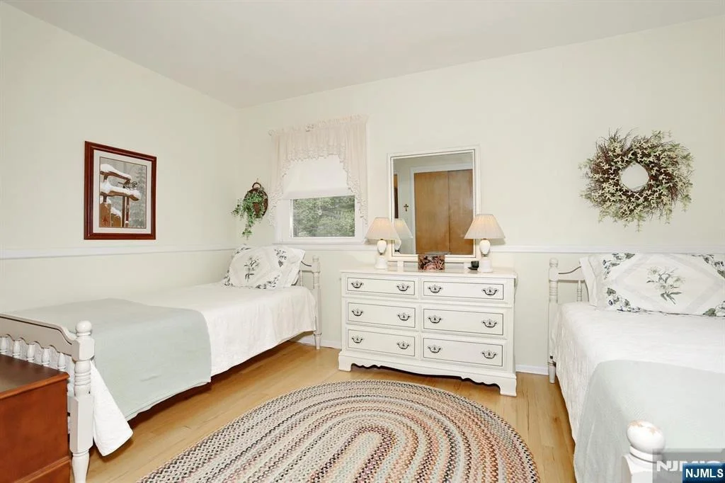 Photo of 222 Merritt
