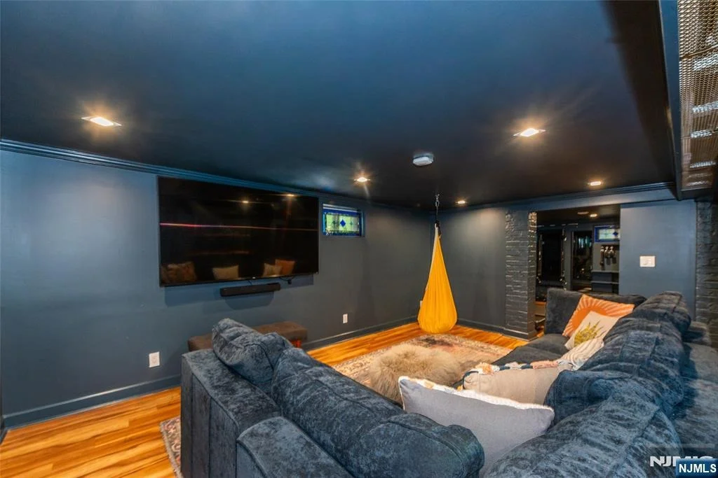 Photo of 85 Evergreen