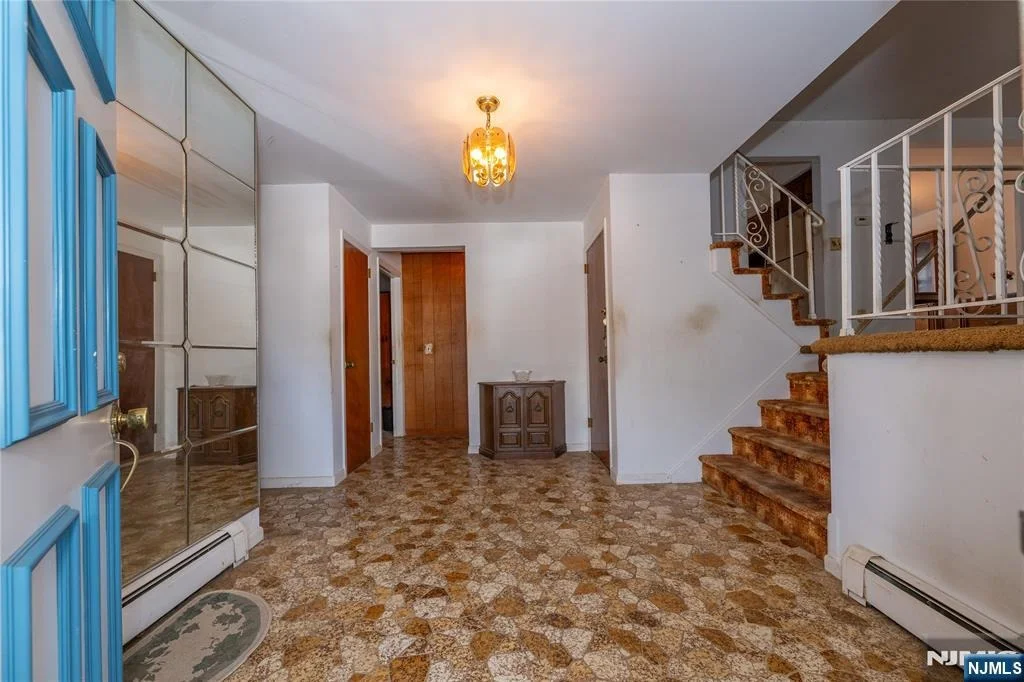 Photo of 409 W Anderson