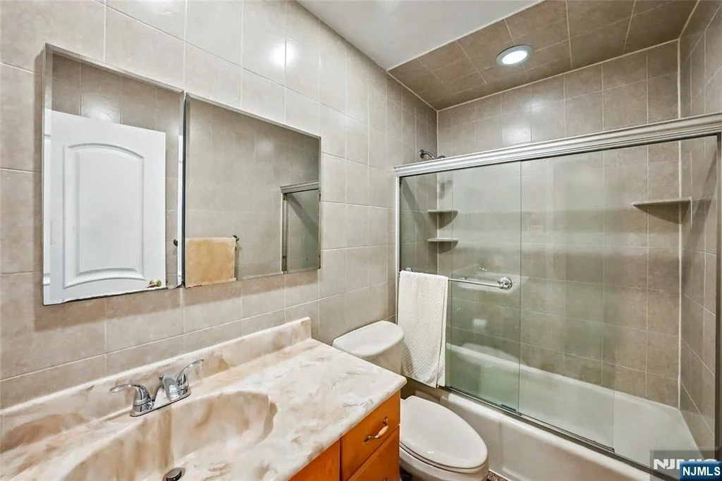 Photo of 219 Morningside