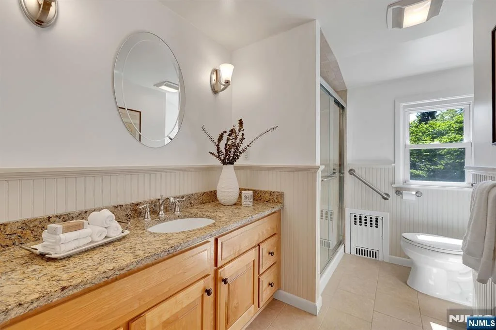 Photo of 287 Jackson
