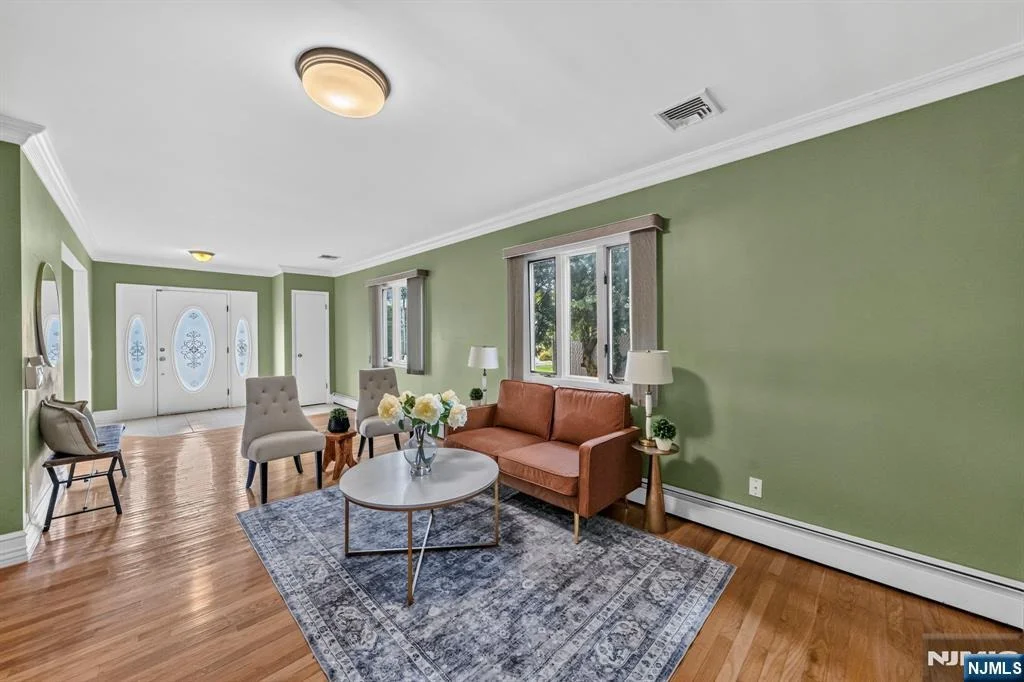 Photo of 163 Oldham