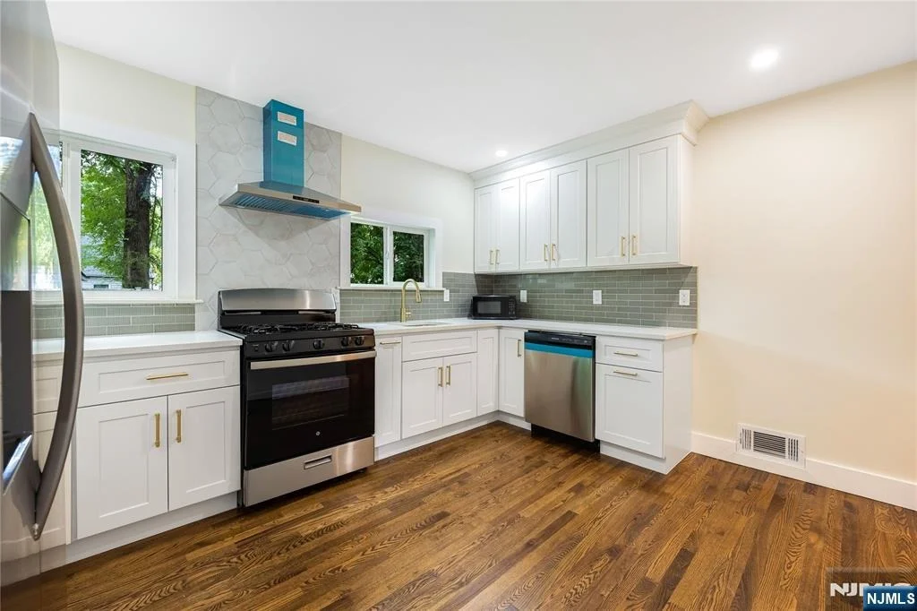 Photo of 253 Intervale