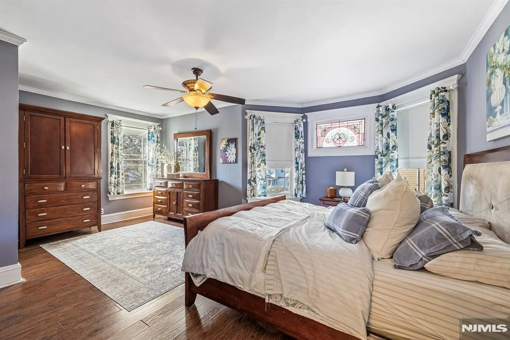 Photo of 208 Mortimer