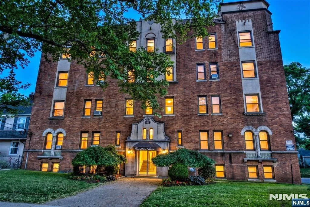Photo of 303 Hamilton
