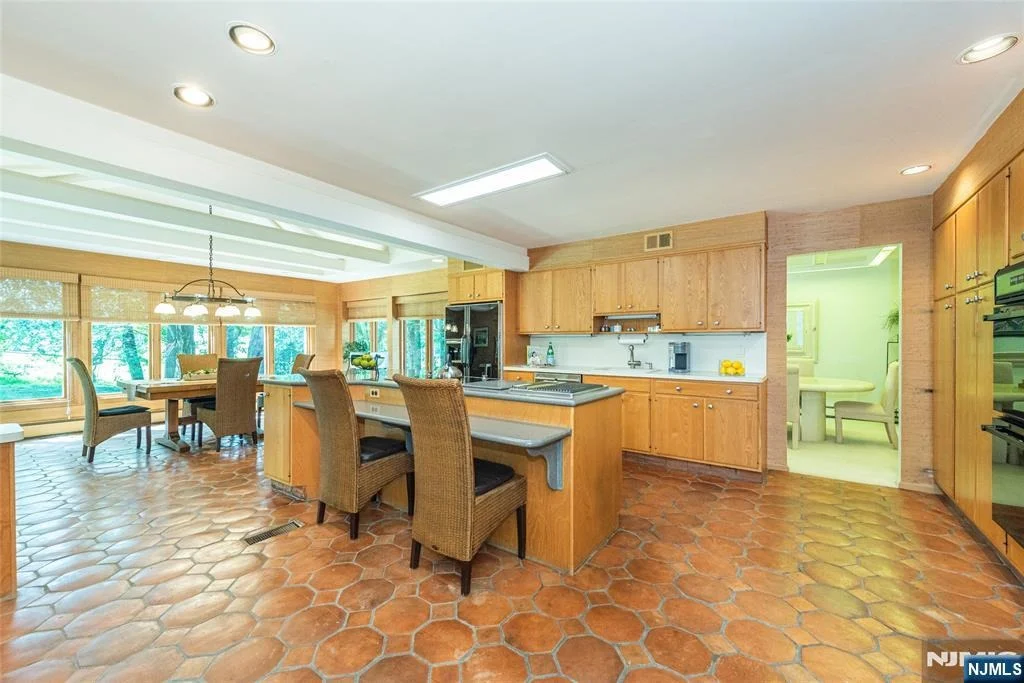 Photo of 2 Midvale