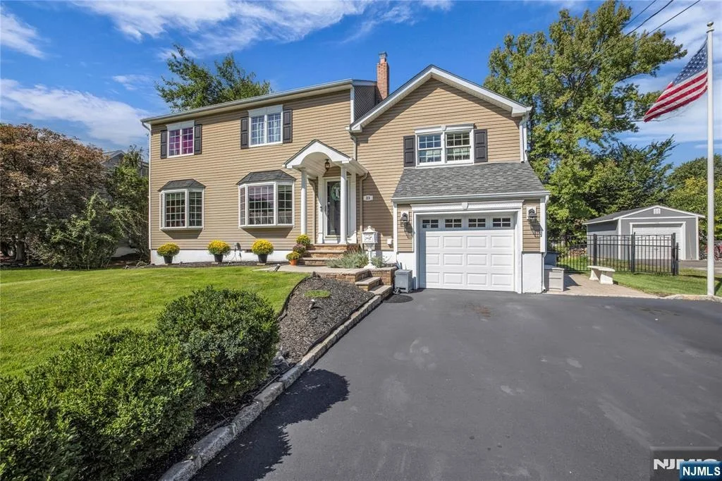 Photo of 23 Meadow