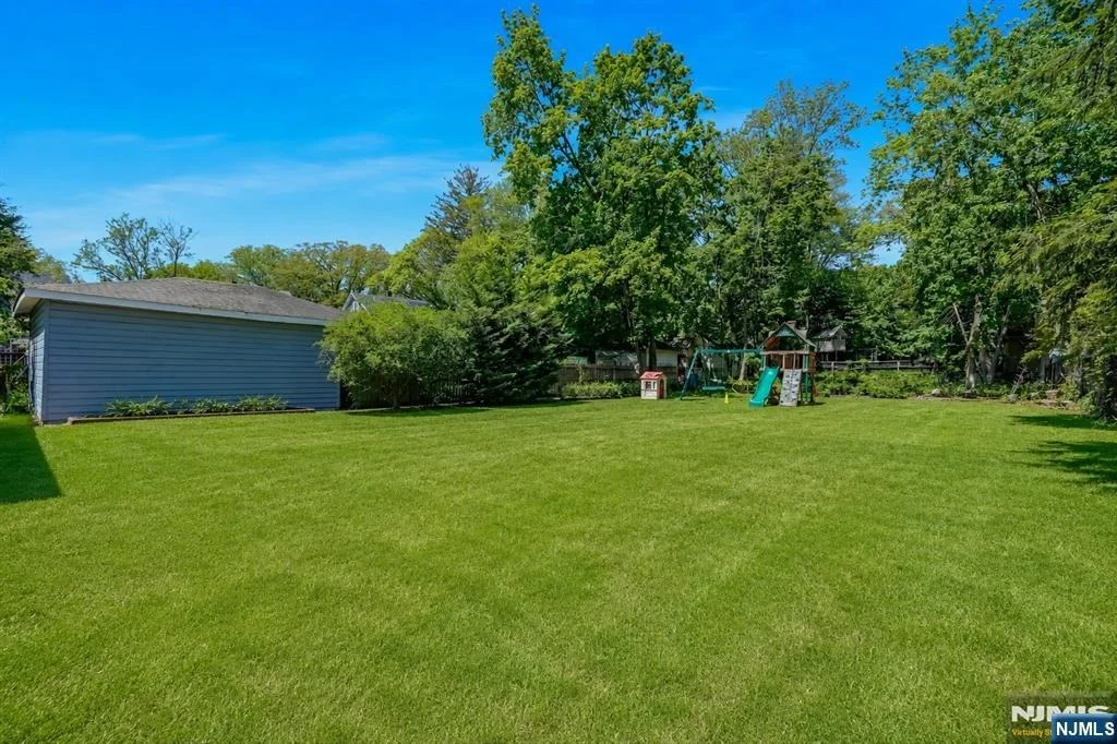 Photo of 776 Maple