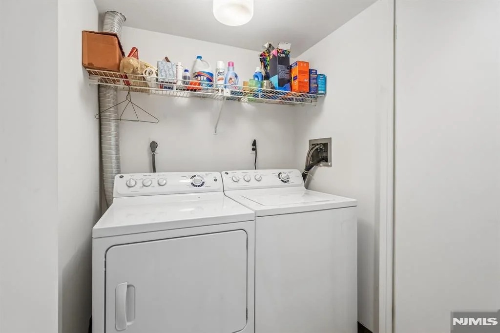 Photo of 220 Mountain View