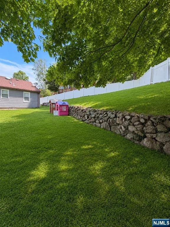 Photo of 75 Lake