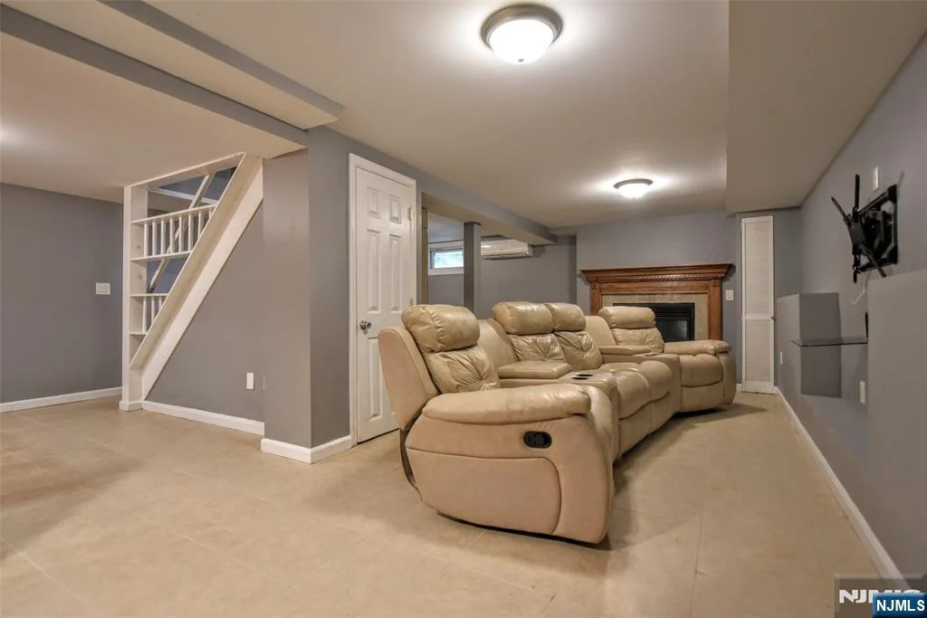 Photo of 475 Goffle