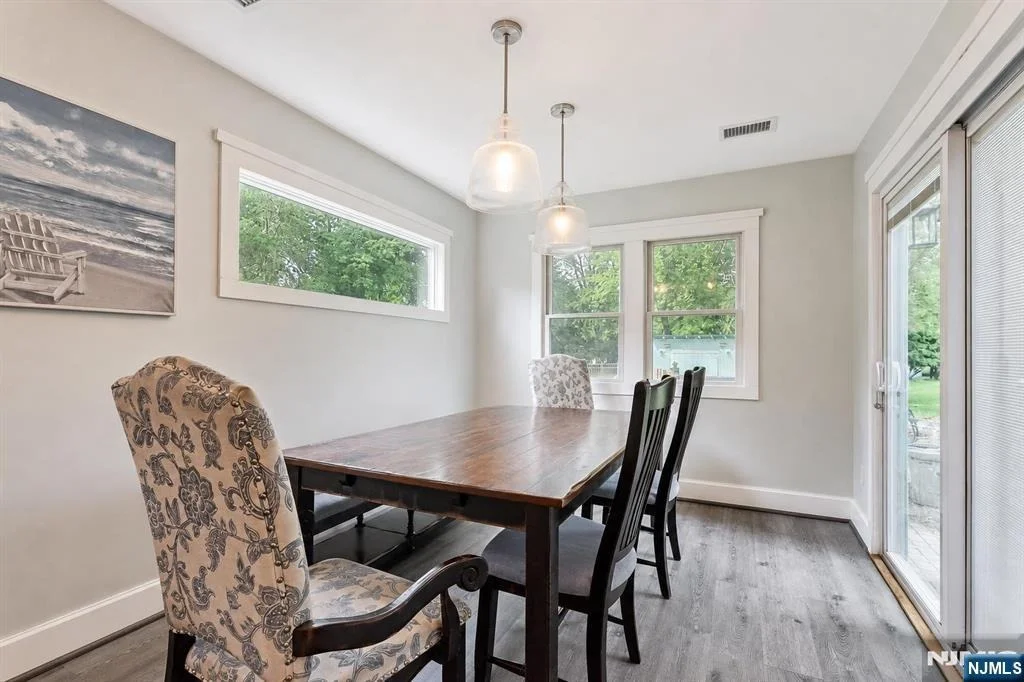 Photo of 1471 Terrill