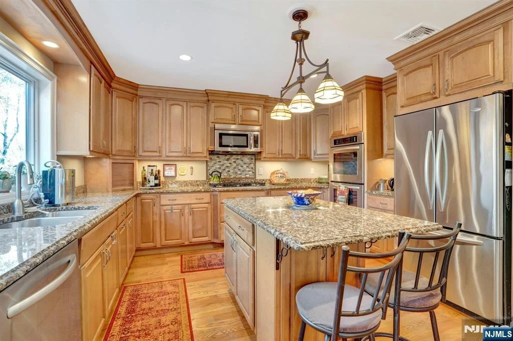 Photo of 237 Cedar