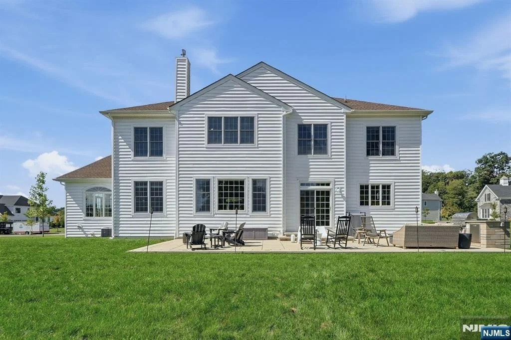 Photo of 73 Woodmere