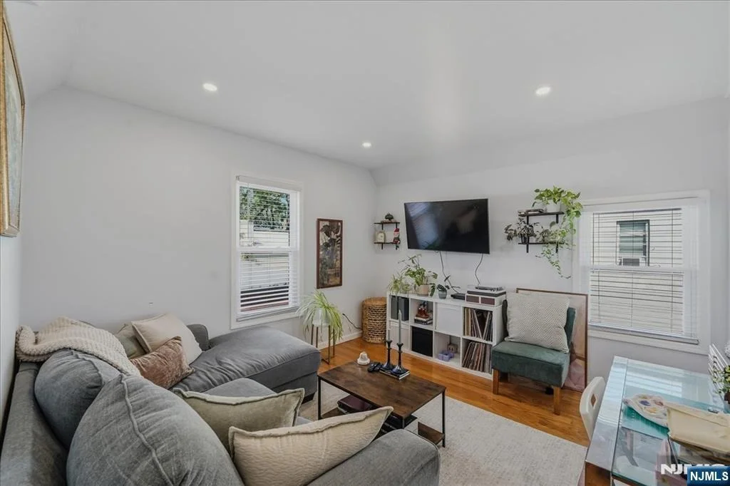 Photo of 47 Beech