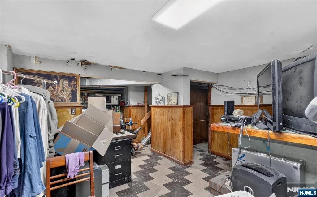 Photo of 214 Berdan