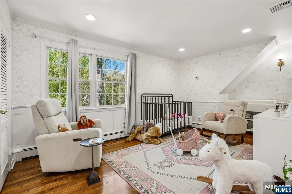 Photo of 372 Lakeview
