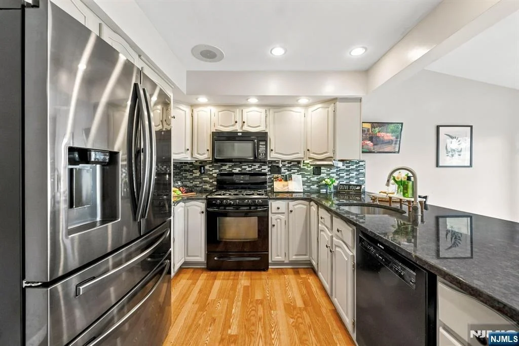 Photo of 171 Olive