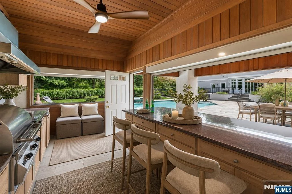 Photo of 38 Bridle