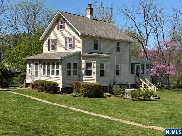 Photo of 10 Bellows