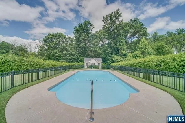 Photo of 63 Grandview