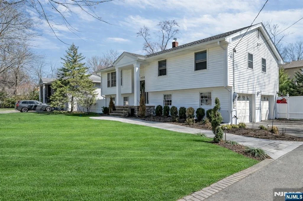 Photo of 408 Chelsea