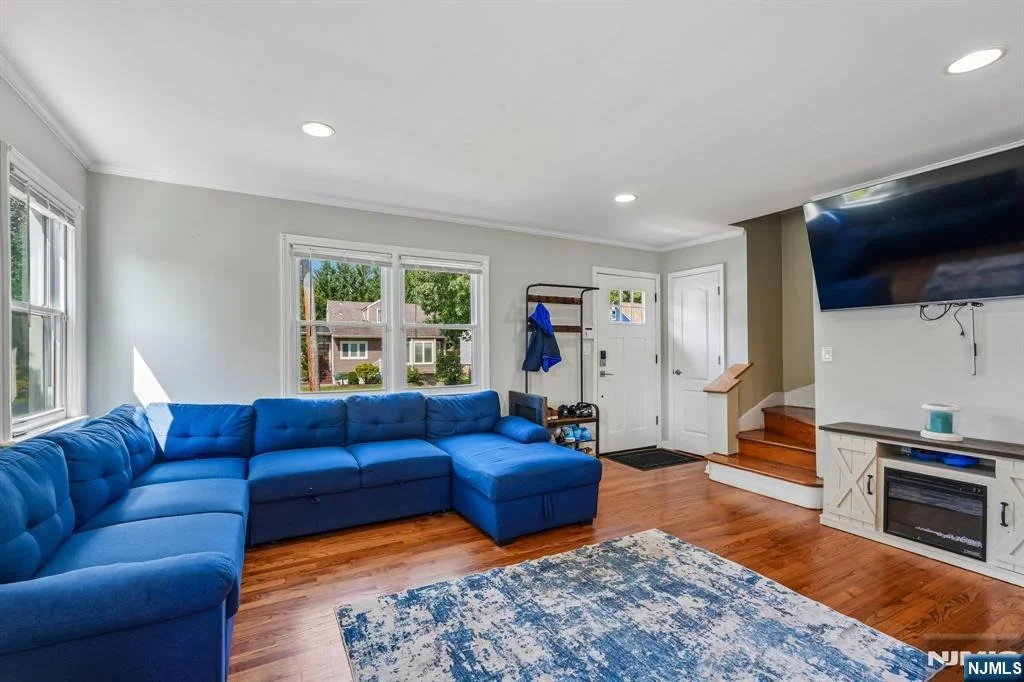 Photo of 122 Maplewood