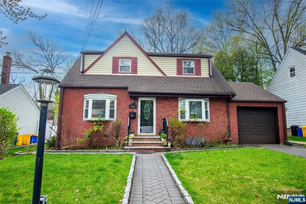 Photo of 352 Billington