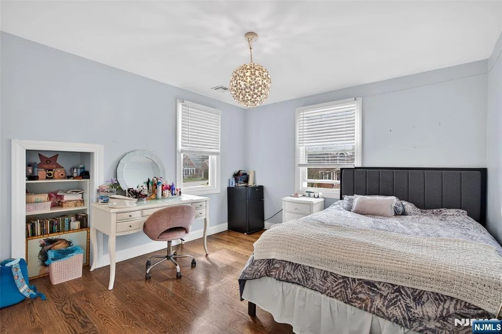 Photo of 577 Grenville