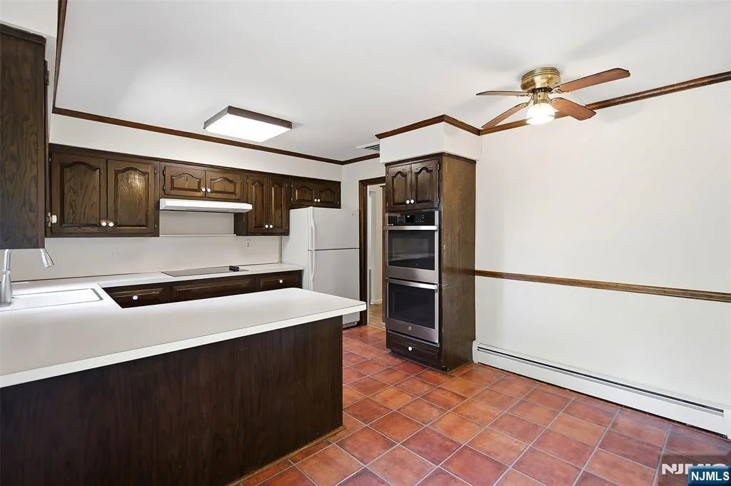 Photo of 308 Ross